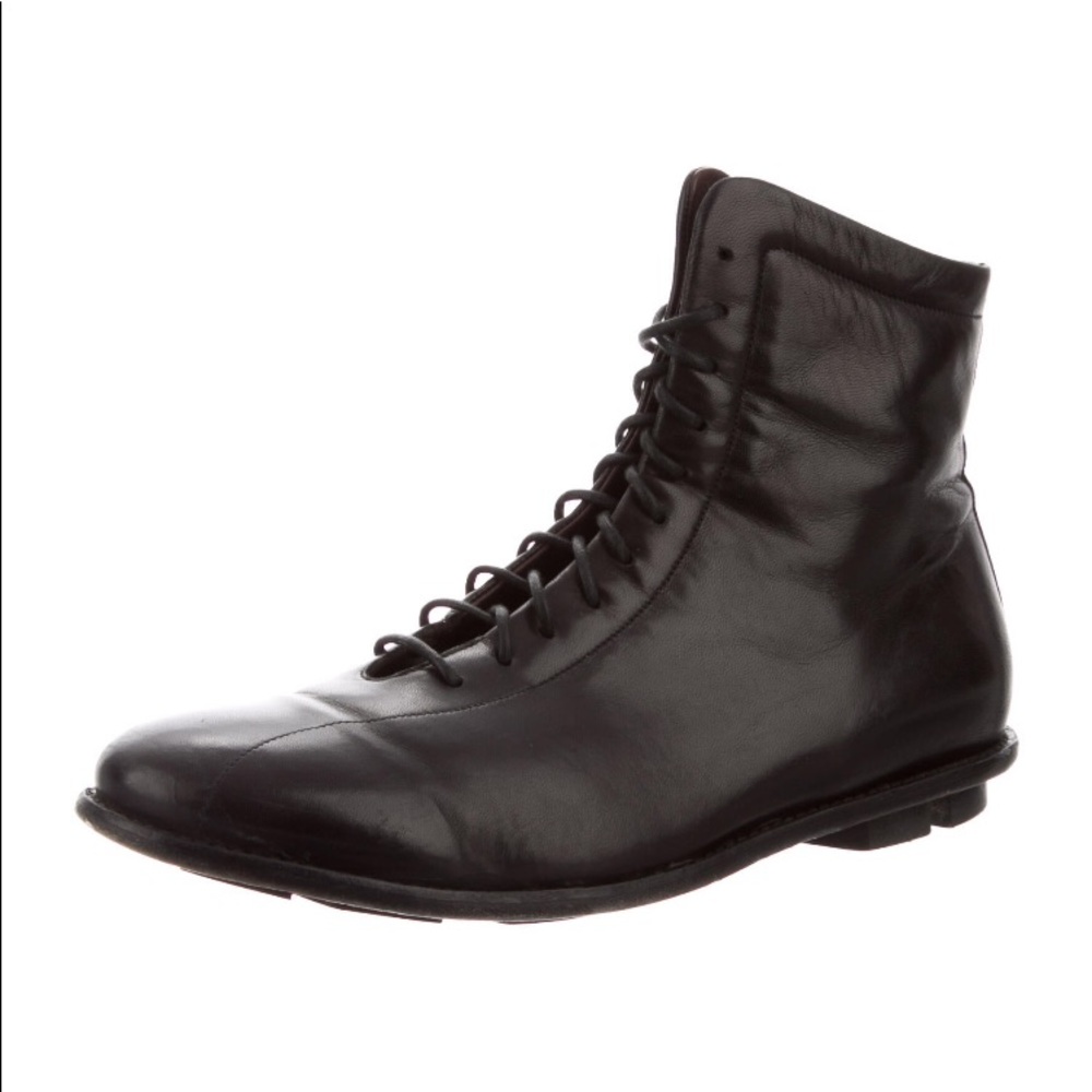 Bruno Magli Mens leather Lace-up boot. - Picture 2 of 7
